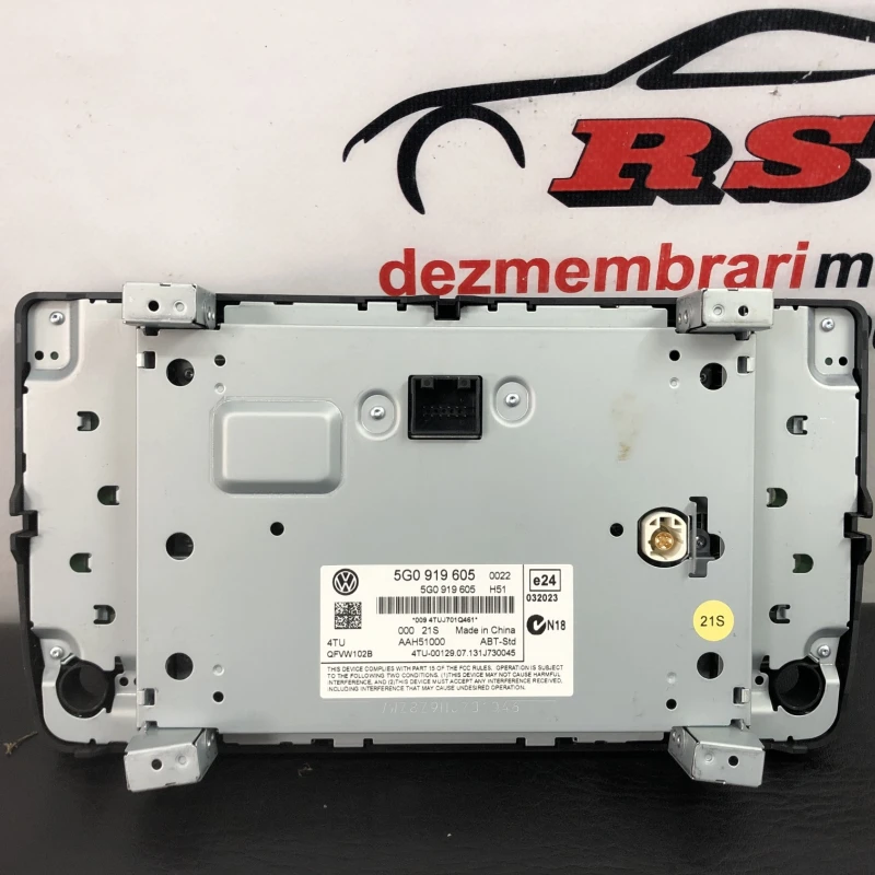 Display multimedia / Volkswagen Golf MK7 2014 / Audio si electronice