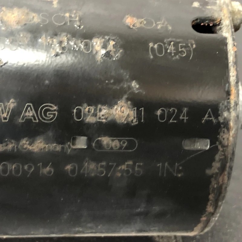 Electromotor demaror / Volkswagen Passat B6 2010 / Motor, racire si evacuare