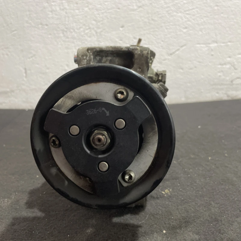 Compresor clima / Volkswagen Passat B6 2010 / Climatizare
