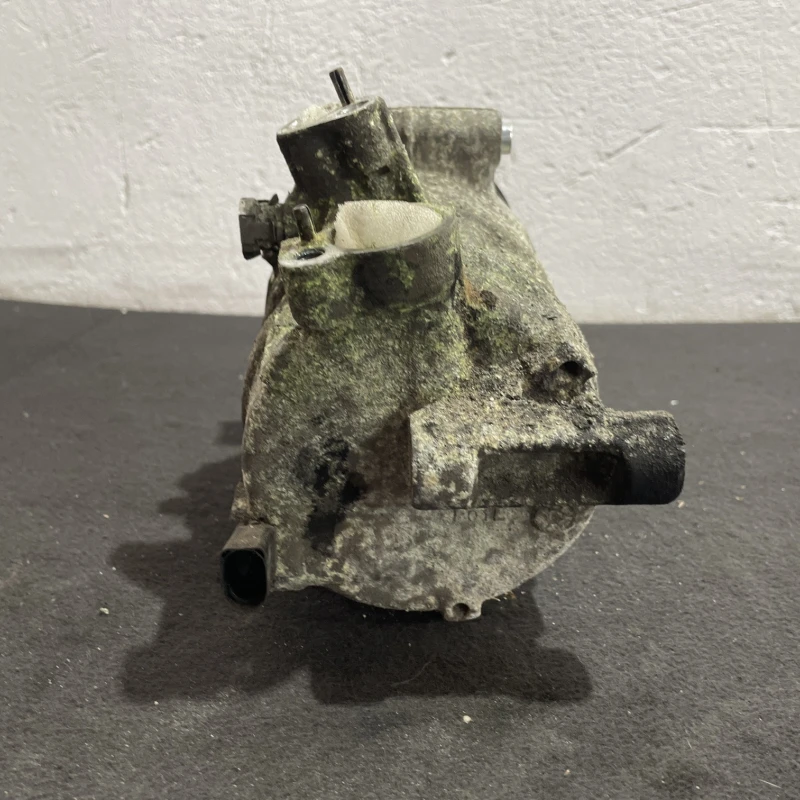 Compresor clima / Volkswagen Passat B6 2010 / Climatizare
