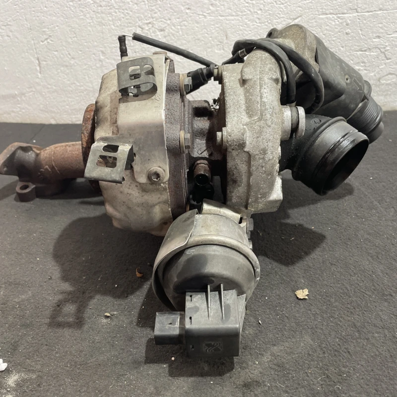 Turbosuflanta turbo turbina Volkswagen 