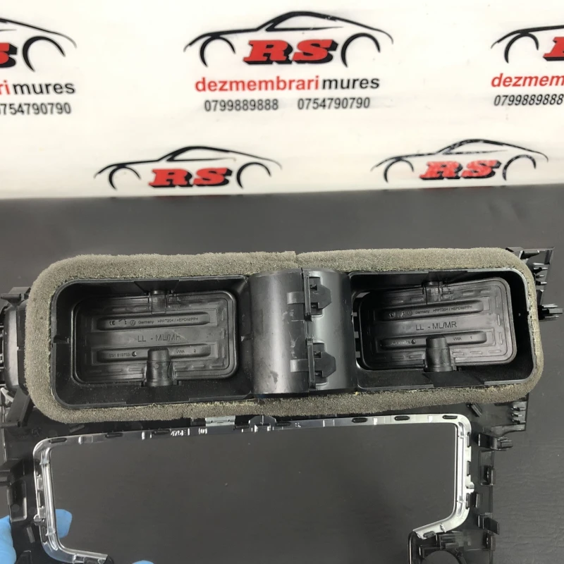 Grila aer bord / Volkswagen Golf MK7 2014 / Interior