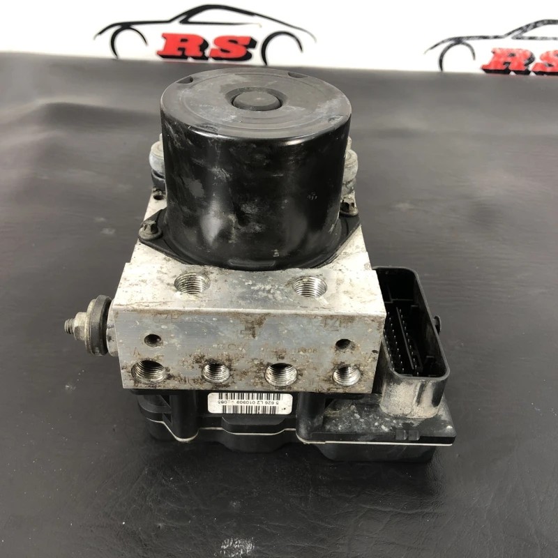 Pompa abs / Volkswagen Polo 6R 2011 / Frane