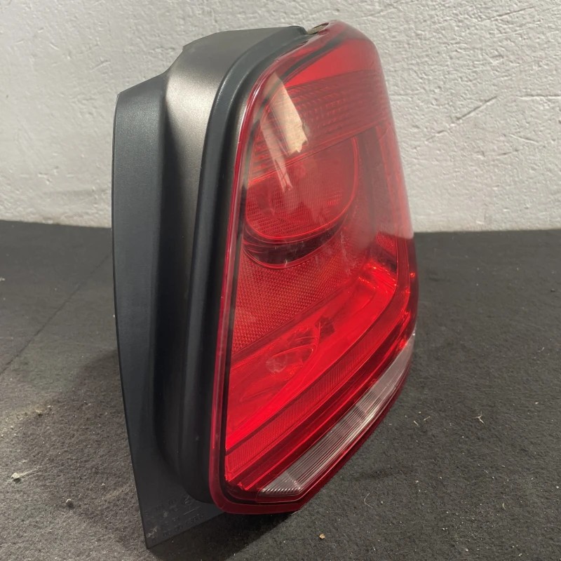 Stop dreapta caroserie / Volkswagen Polo 6R 2011 / Caroserie, oglinzi si faruri