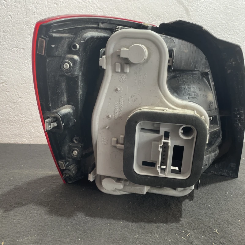 Stop dreapta caroserie / Volkswagen Polo 6R 2011 / Caroserie, oglinzi si faruri