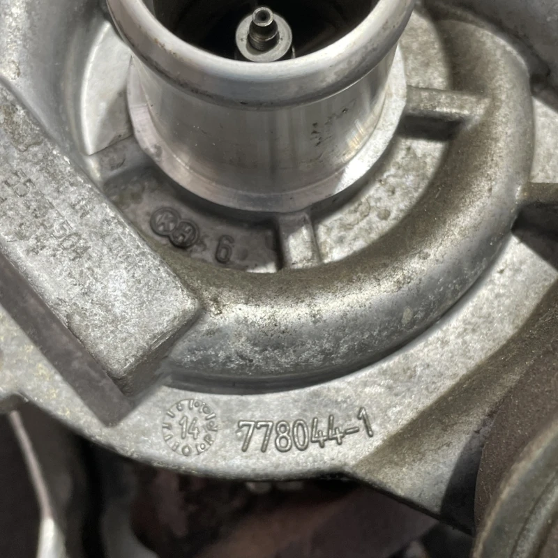 Turbosuflanta turbo turbina / Opel Corsa D 2015 / Motor, racire si evacuare