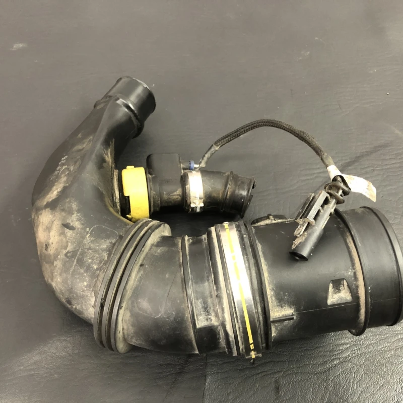Debitmetru aer / Opel Corsa D 2015 / Motor, racire si evacuare