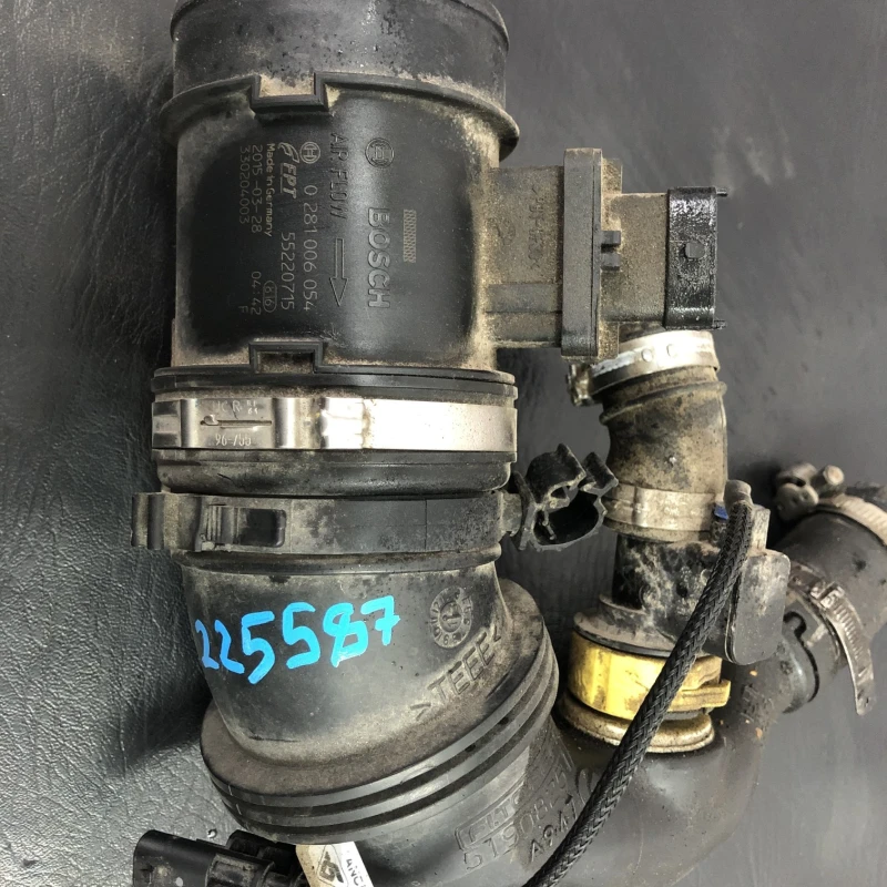 Debitmetru aer / Opel Corsa D 2015 / Motor, racire si evacuare