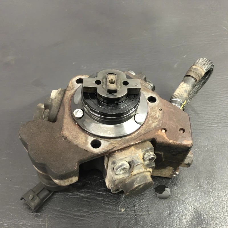 Pompa de injectie inalte / Opel Corsa D 2015 / Motor, racire si evacuare