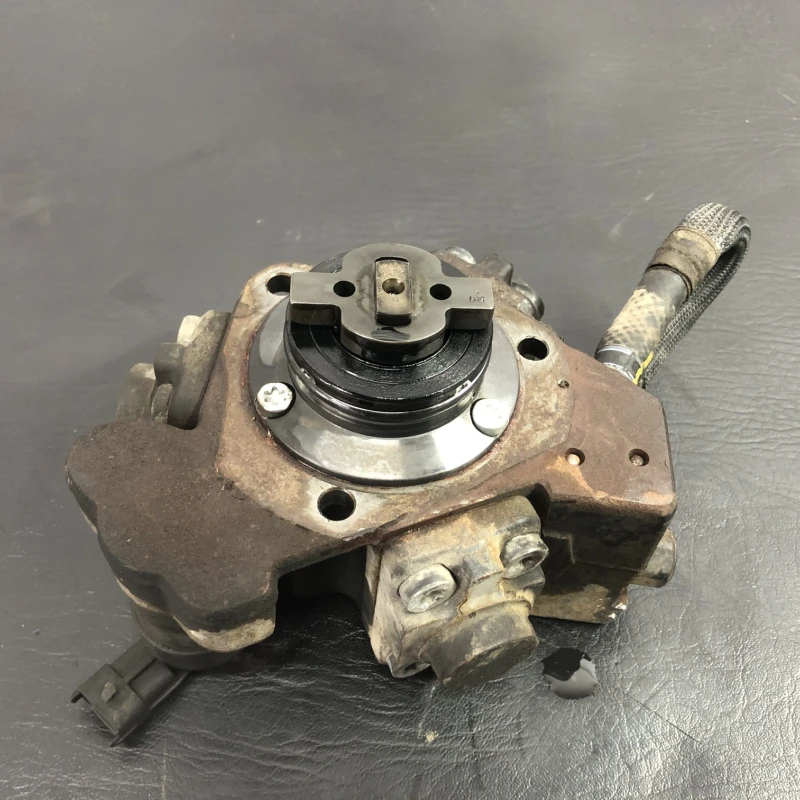 Pompa de injectie inalte / Opel Corsa D 2015 / Motor, racire si evacuare