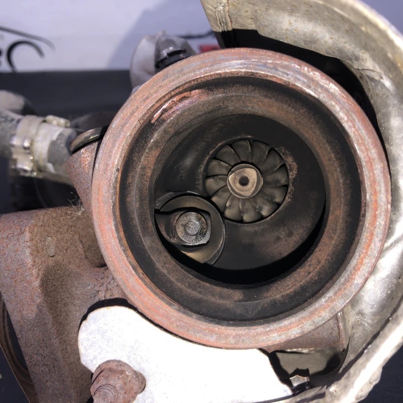 Turbosuflanta turbo turbina / Opel Corsa D 2015 / Motor, racire si evacuare