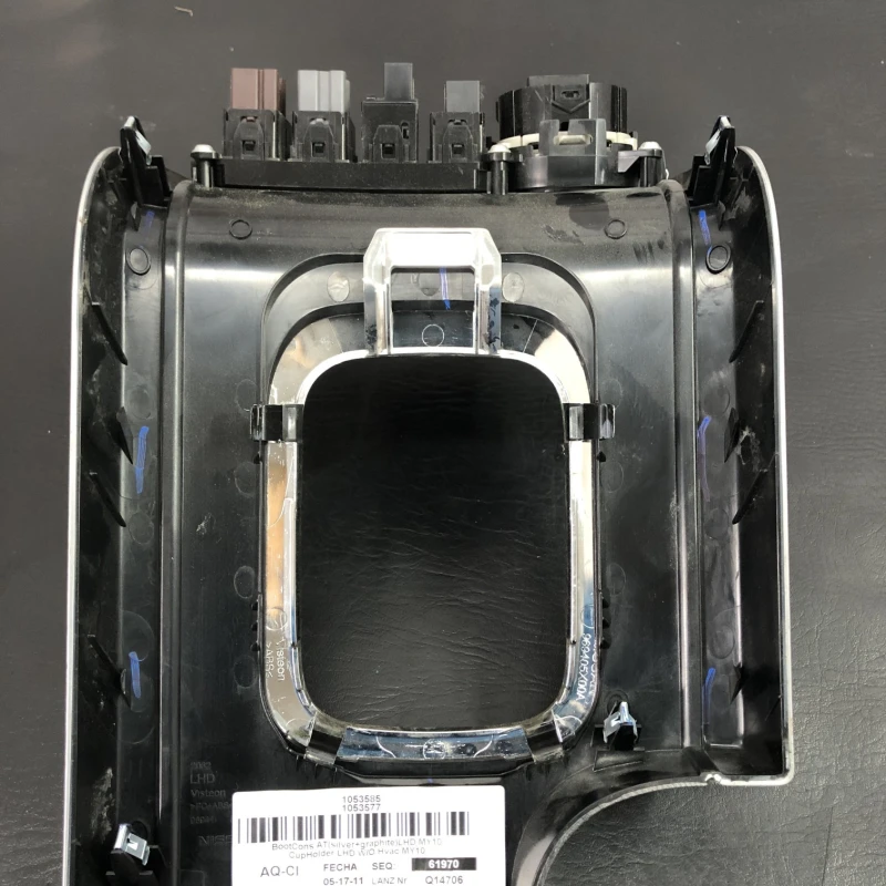 Butoane consola centrala / Nissan Navara D40 2011 / Interior
