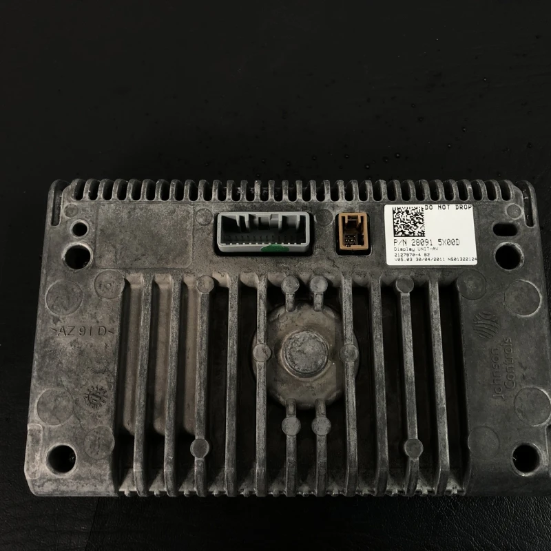 Display navigatie ecran / Nissan Navara D40 2011 / Audio si electronice