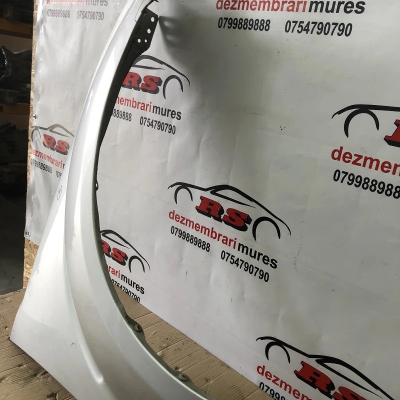 Aripa dreapta fata / Nissan Navara D40 2011 / Caroserie, oglinzi si faruri