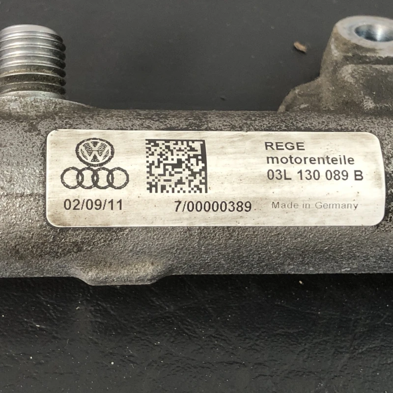 Rampa injectoare cu senzor / Volkswagen Golf MK6 2012 / Motor, racire si evacuare