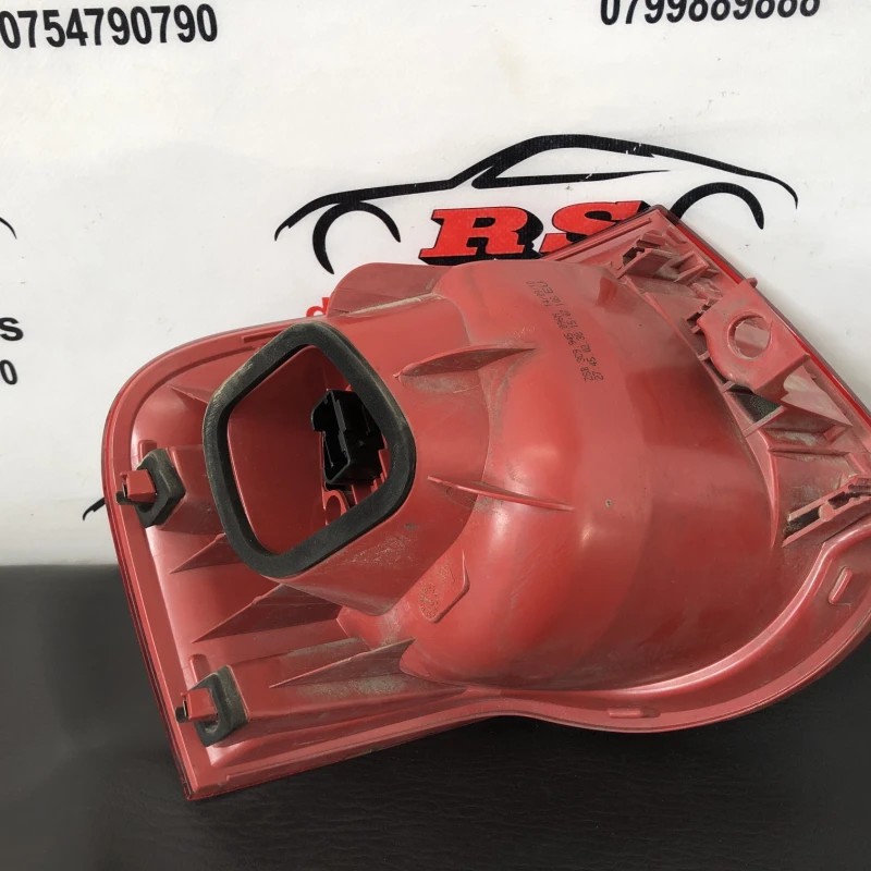 Stop dreapta caroserie / Volkswagen Passat B6 2008 / Caroserie, oglinzi si faruri