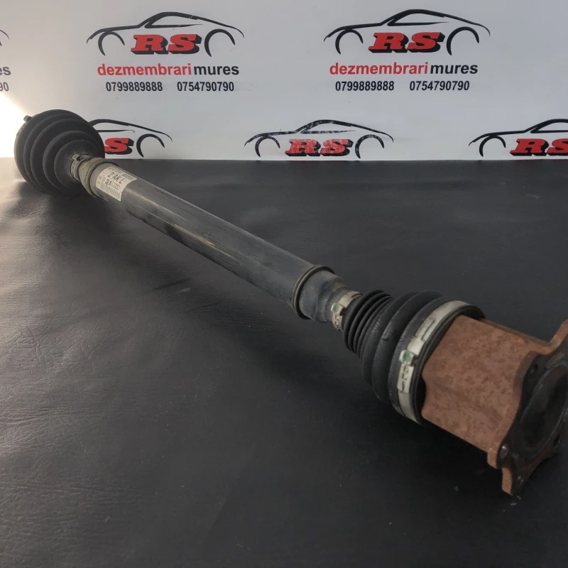 Planetara dreapta fata / Volkswagen Passat B7 Alltrack 2013 / Cutie viteze, ambreiaj, transmisie