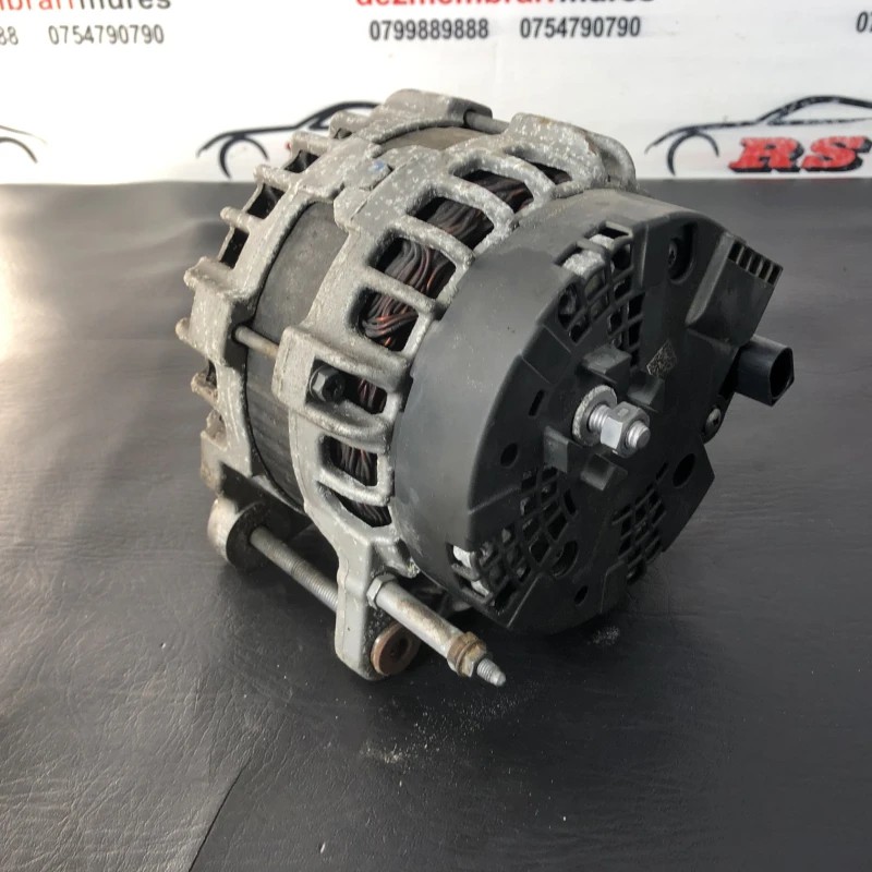 Alternator / Volkswagen Passat B7 Alltrack 2013 / Motor, racire si evacuare