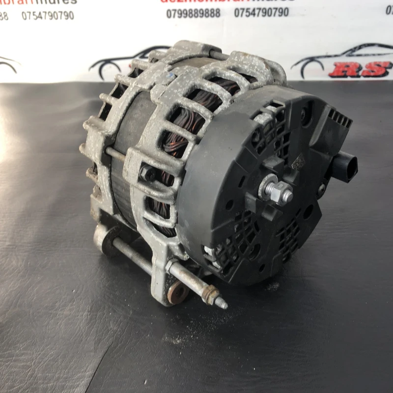 Alternator / Volkswagen Passat B7 Alltrack 2013 / Motor, racire si evacuare