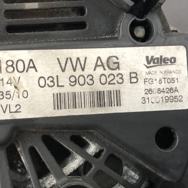 Alternator / Volkswagen Sharan 7N 2011 / Motor, racire si evacuare