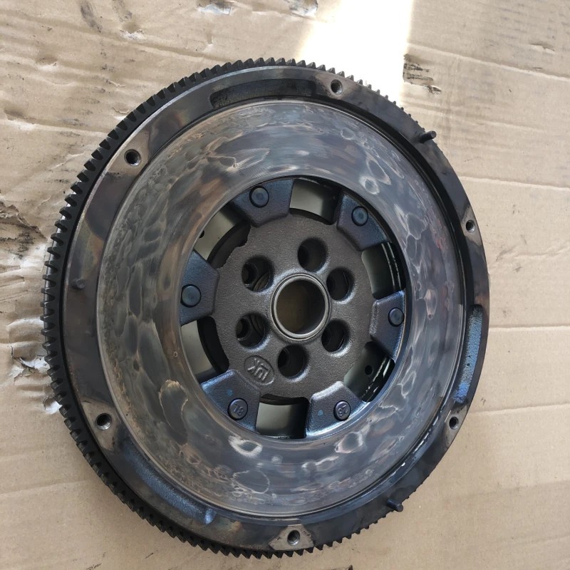 Volanta / Volkswagen Passat B7 2011 / Cutie viteze, ambreiaj, transmisie
