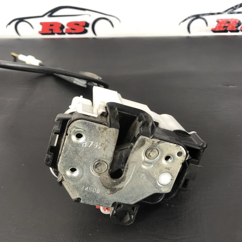 Iala broasca usa stanga fata / Fiat 500 Abarth 2009 / Caroserie, oglinzi si faruri