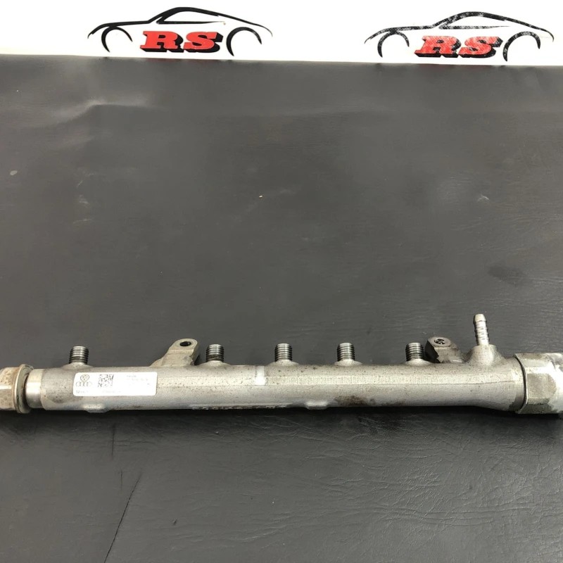 Rampa injectoare cu senzor / Audi A3 8P 2011 / Motor, racire si evacuare