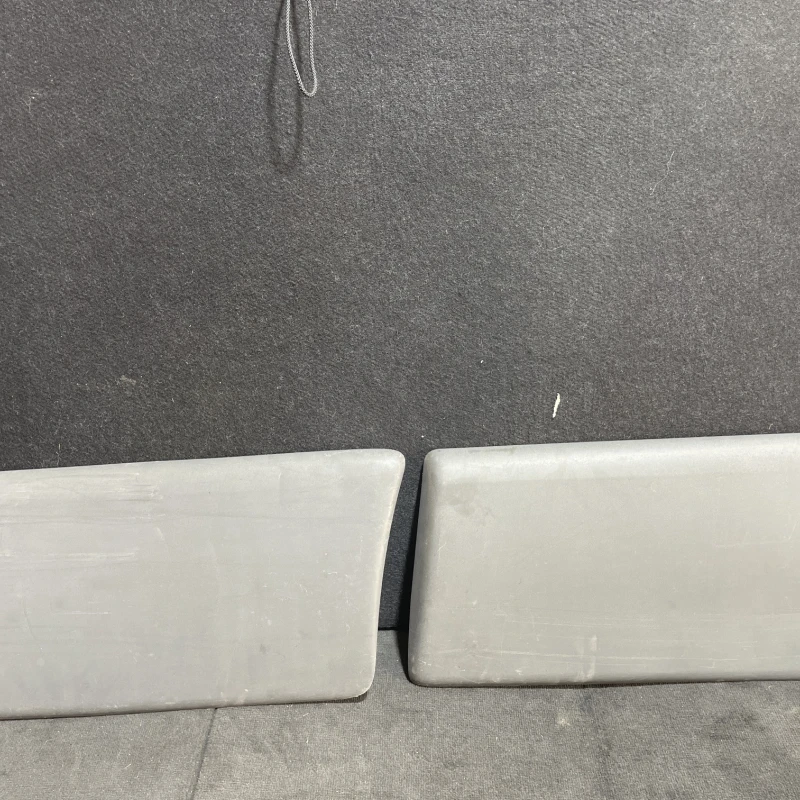 Bandou usa stanga spate Nissan 