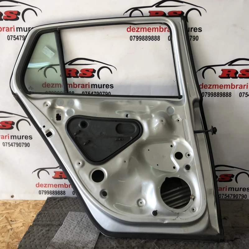 Usa stanga spate / Volkswagen Golf MK7 2014 / Caroserie, oglinzi si faruri