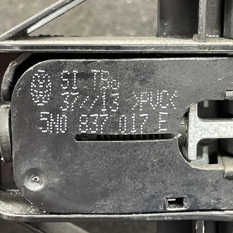 Maner usa dreapta fata / Volkswagen Golf MK7 2014 / Caroserie, oglinzi si faruri