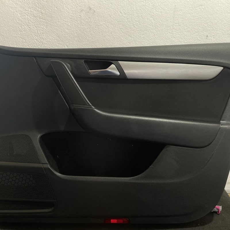 Panou tapiterie usa dreapta fata Volkswagen Passat B7 2011