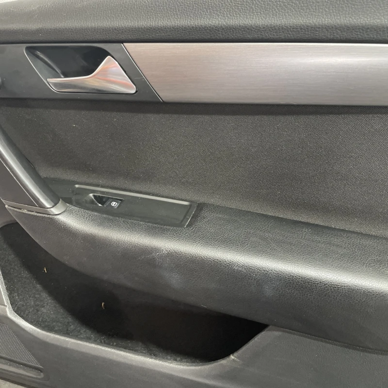 Panou tapiterie usa dreapta fata / Volkswagen Passat B7 2011 / Interior