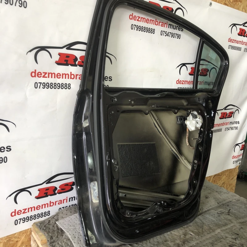 Usa dreapta spate / Volkswagen Passat B7 2011 / Caroserie, oglinzi si faruri