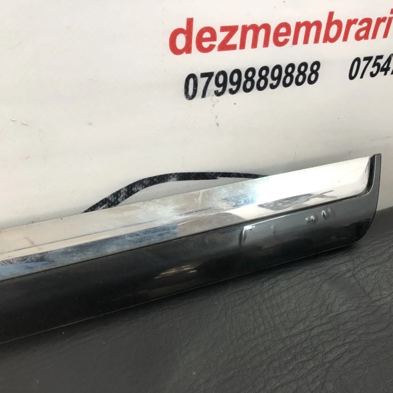 Bandou usa stanga spate / Volkswagen Passat B7 2011 / Caroserie, oglinzi si faruri