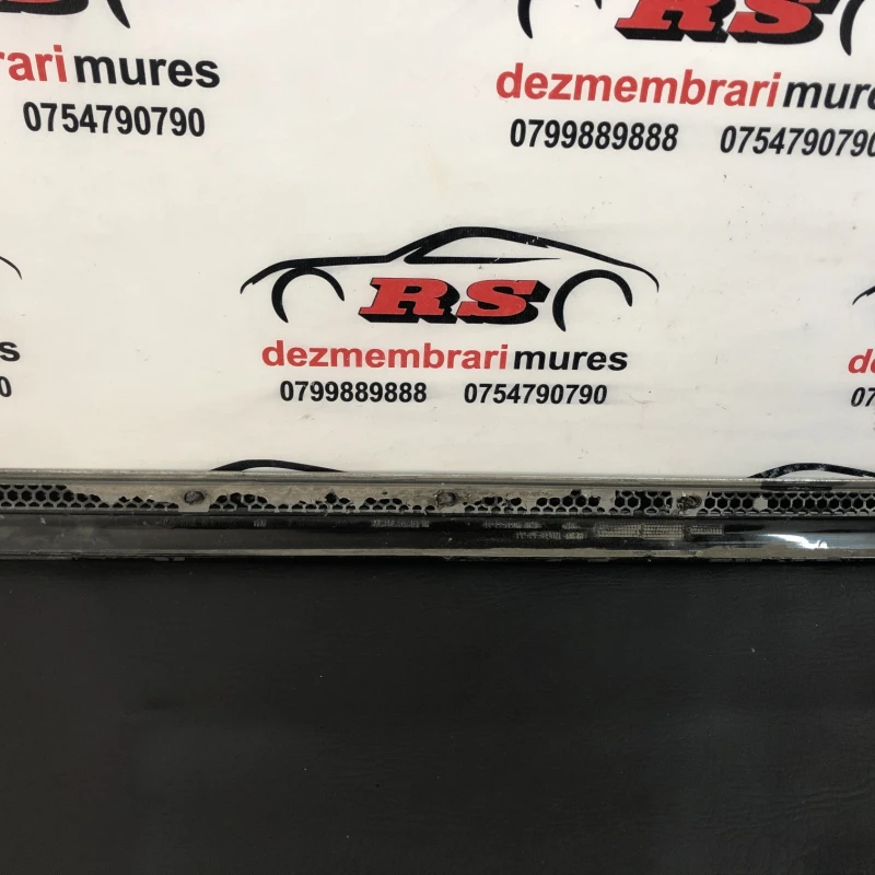 Bandou usa stanga spate / Volkswagen Passat B7 2011 / Caroserie, oglinzi si faruri