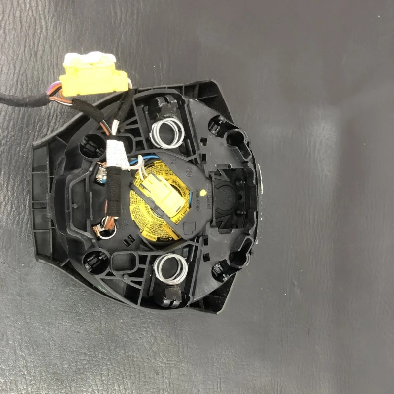 Airbag volan / Volkswagen Passat B7 2011 / Interior