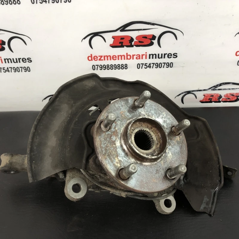 Fuzeta stanga fata / Toyota Rav4 XA30 2007 / Directie si suspensie