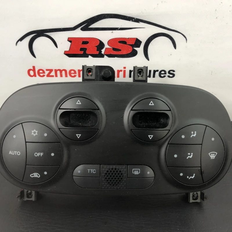 Panou climatronic / Fiat 500 Abarth 2009 / Climatizare