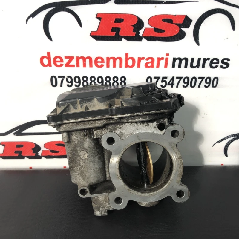 Clapeta de acceleratie / Nissan Navara D40 2011 / Motor, racire si evacuare