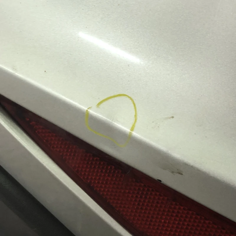 Bara spate / Volkswagen Golf MK7 2014 / Caroserie, oglinzi si faruri