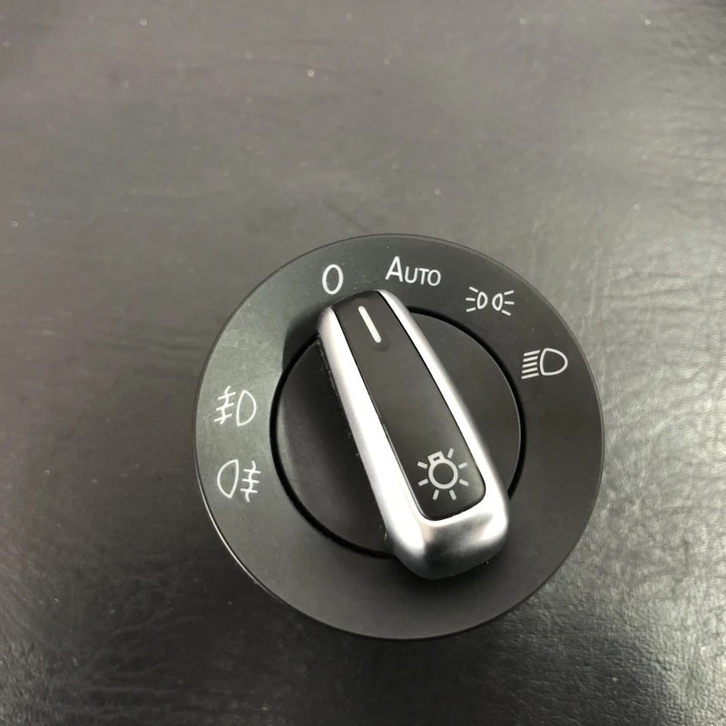 Bloc lumini / Volkswagen Passat B7 2012 / Interior