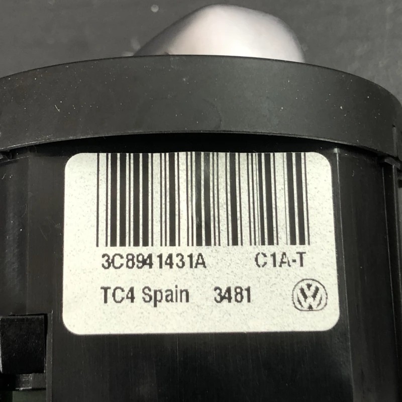 Bloc lumini / Volkswagen Passat B7 2012 / Interior