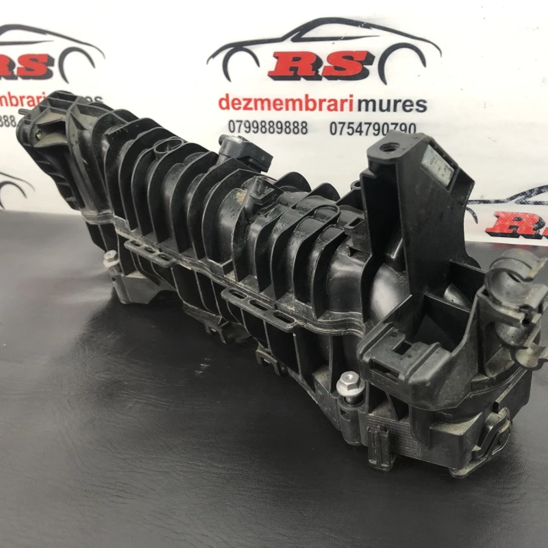 Galerie de admisie / BMW Seria 3 E90 2012 / Motor, racire si evacuare