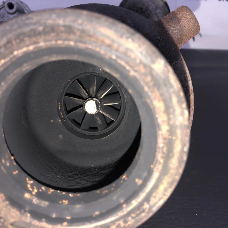 Turbosuflanta turbo turbina / BMW Seria 3 E90 2012 / Motor, racire si evacuare