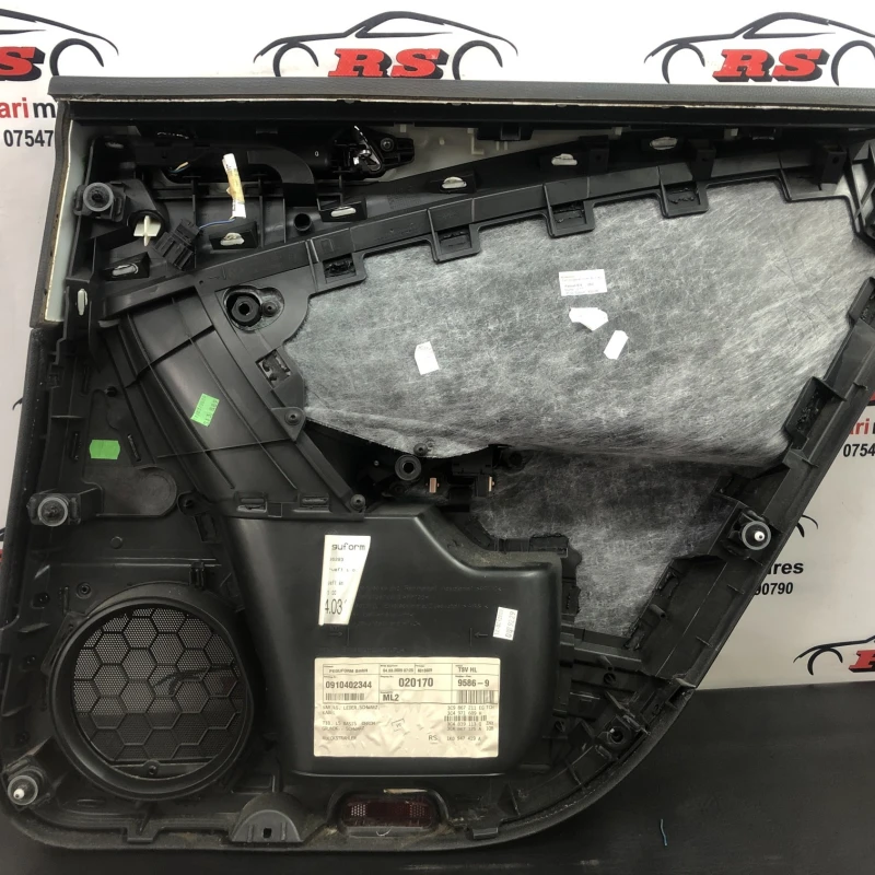 Panou tapiterie usa stanga spate / Volkswagen Passat B6 2010 / Interior