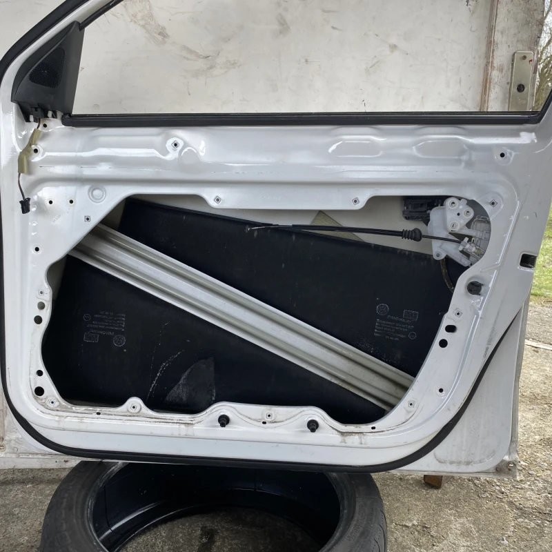 Usa dreapta fata / Volkswagen Passat B7 2012 / Caroserie, oglinzi si faruri