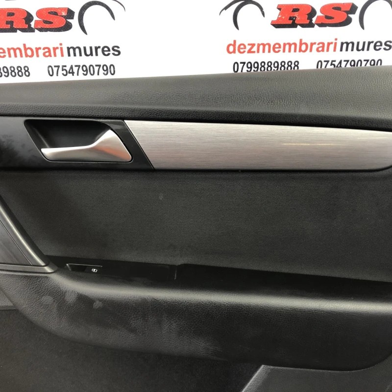 Panou tapiterie usa dreapta fata / Volkswagen Passat B7 2011 / Interior