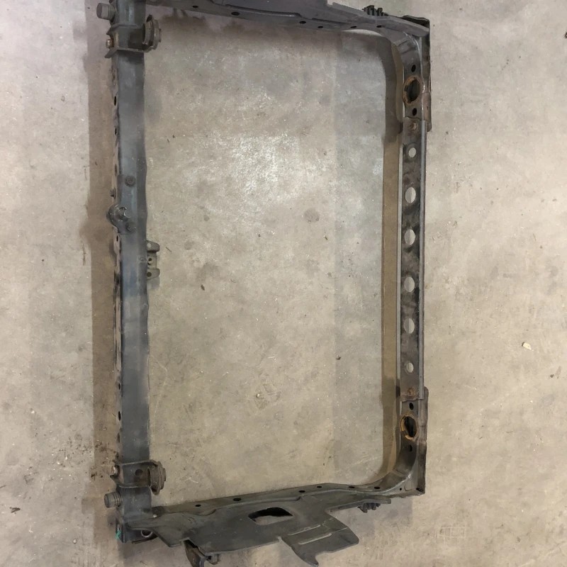Suport radiatoare / Toyota Rav4 XA30 2007 / Caroserie, oglinzi si faruri