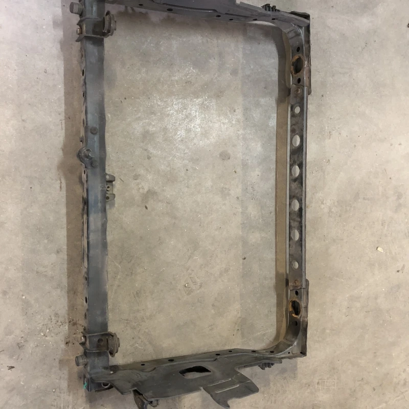 Suport radiatoare / Toyota Rav4 XA30 2007 / Caroserie, oglinzi si faruri