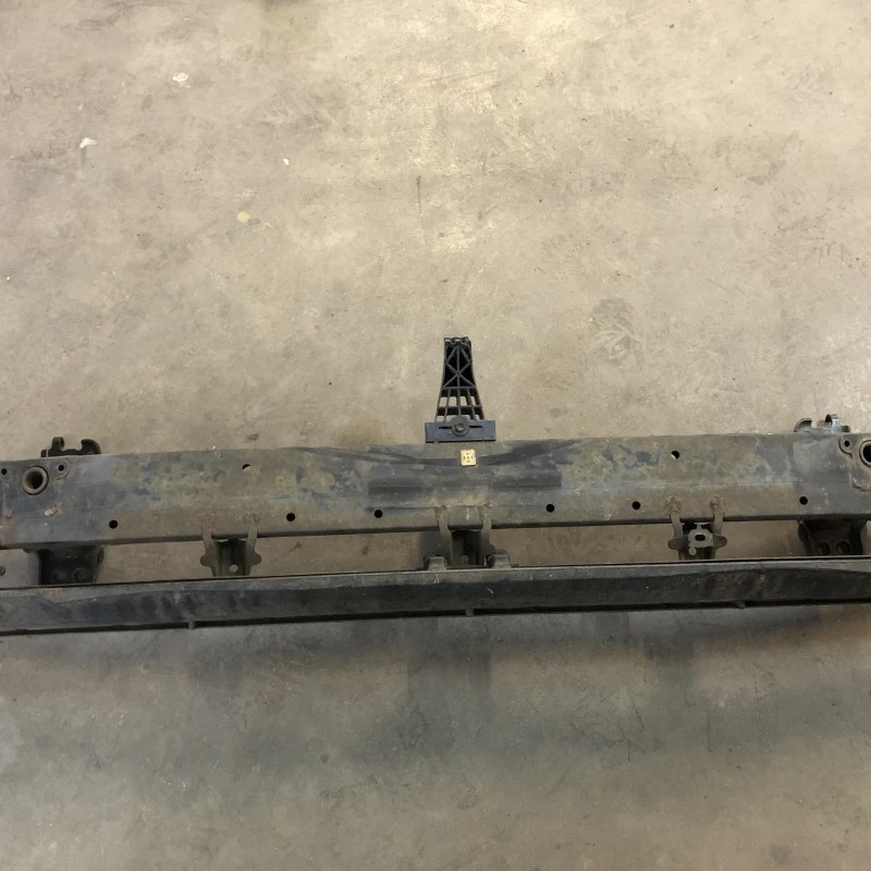 Armatura intaritura bara fata / Toyota Rav4 XA30 2007 / Caroserie, oglinzi si faruri